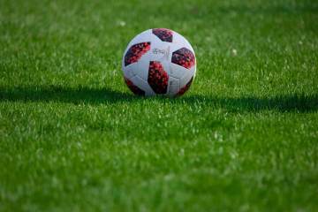 小伙子们真棒！U17国足点球大战胜河床，晋级决赛再遇阿森纳｜超凡电竞首页（配图示意）